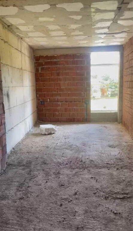 Garsionere per shitje tek rruga Ali Demi