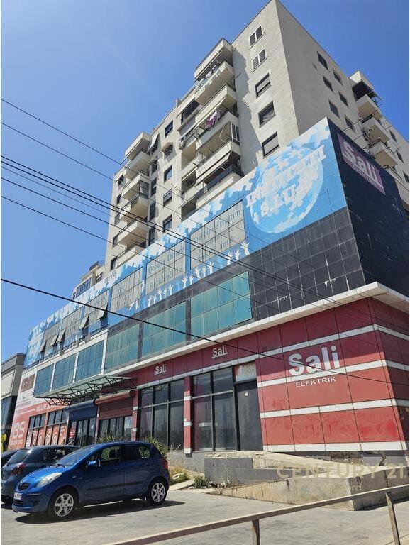 SHESIM APARTAMENT 3+1+2 PLUS 150 M2 VERANDE NE DURRES! 170,000 €