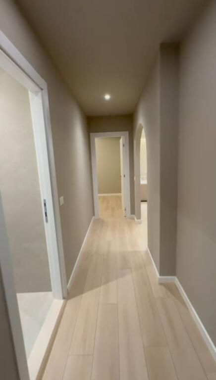 Apartament 2+1+2 per shitje tek Komuna Parisit