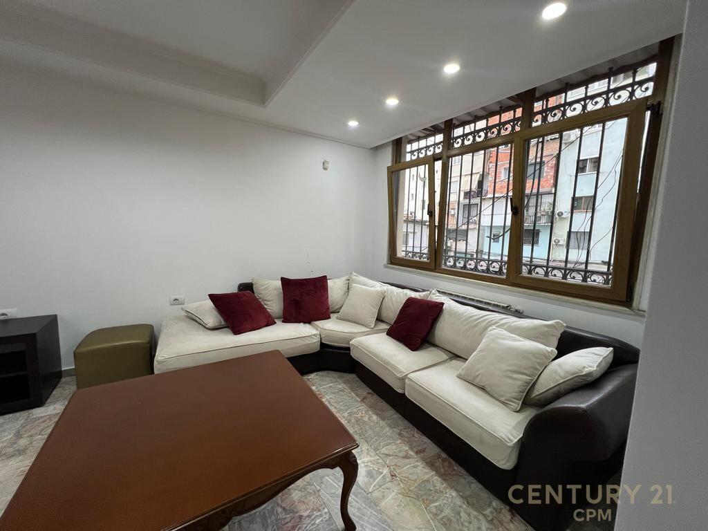 JAPIM ZYRA ME QIRA TEK SHESHI WILSON! 800 € /Muaj