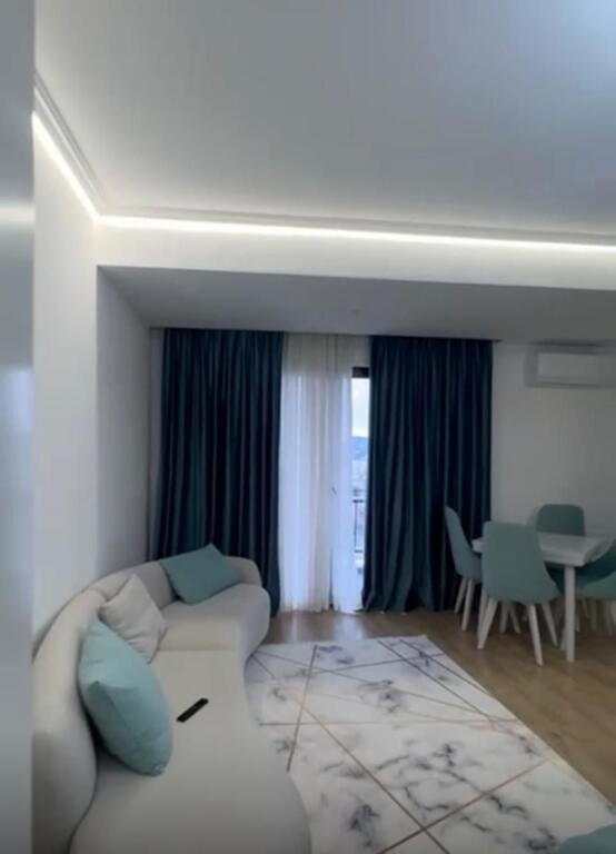 📍 Shitet Apartament 1+1 – Rruga e Dibrës