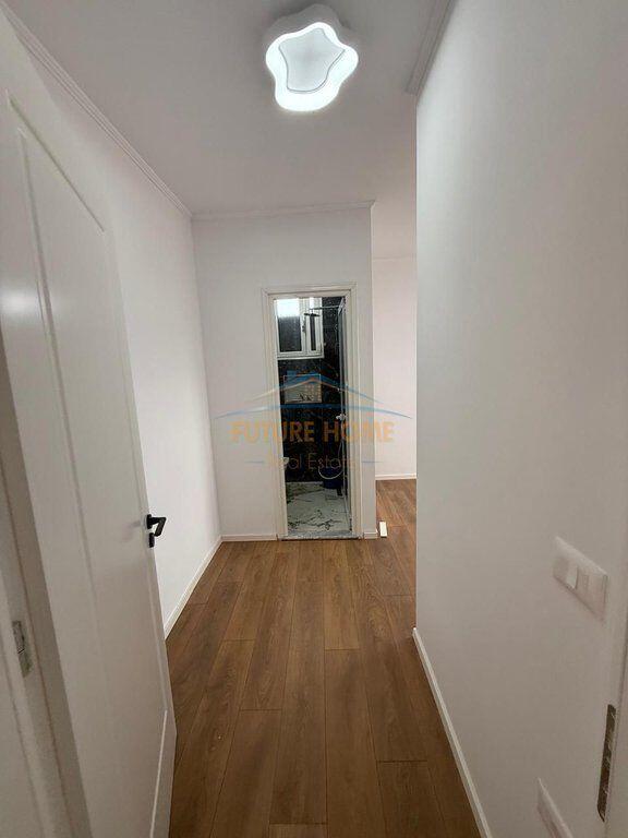 Shitet, Apartament 2+1+2, Mine Peza, Tiranë