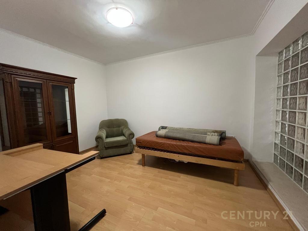 JAPIM ZYRA ME QIRA TEK SHESHI WILSON! 800 € /Muaj