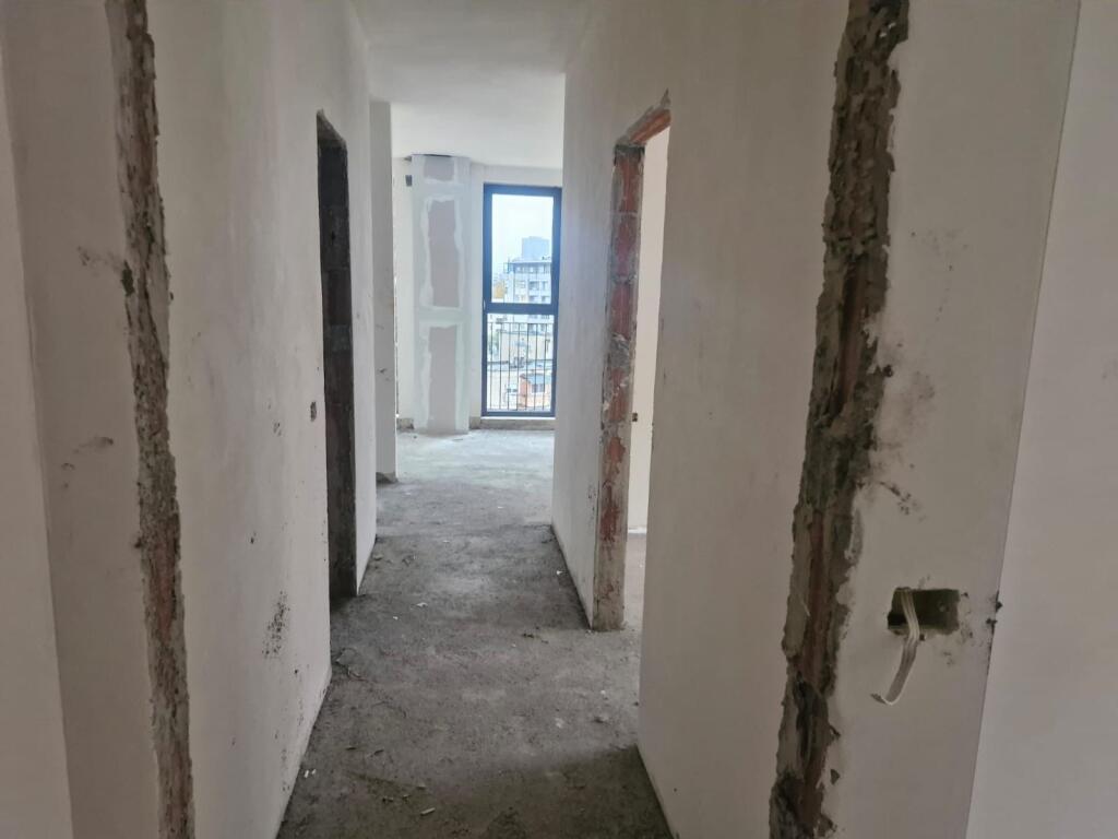 Shitet apartament 2+1 te siri kodra ne fazë përfundimtare