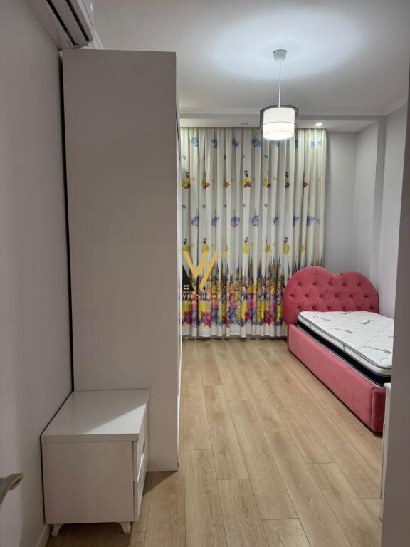 JEPET APARTAMENT 2+1+2 ME QIRA TE CASA ITALIA 70.000 LEKE