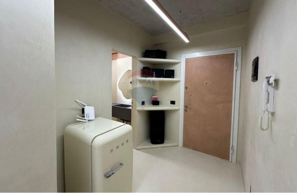 Dyqan - Për Shitje - Kika 2, Tiranë !!! (ID: 530261038-4734)