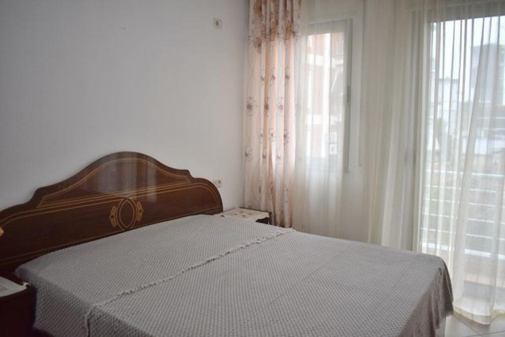 🏢Tirana Prosecutor's Office, Haxhi Hysen Dalliu Street, furnished 2+1 apartment for rent. 60,000Leke