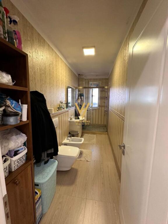 VENDESI APPARTAMENTO 3+1+BLK A FIZIKA BERTHAMORE, FRESK 22.000.000 LEKE