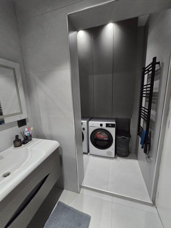 For Rent 2+1 Apartment Bllok, Willson Square, Libri Universitar