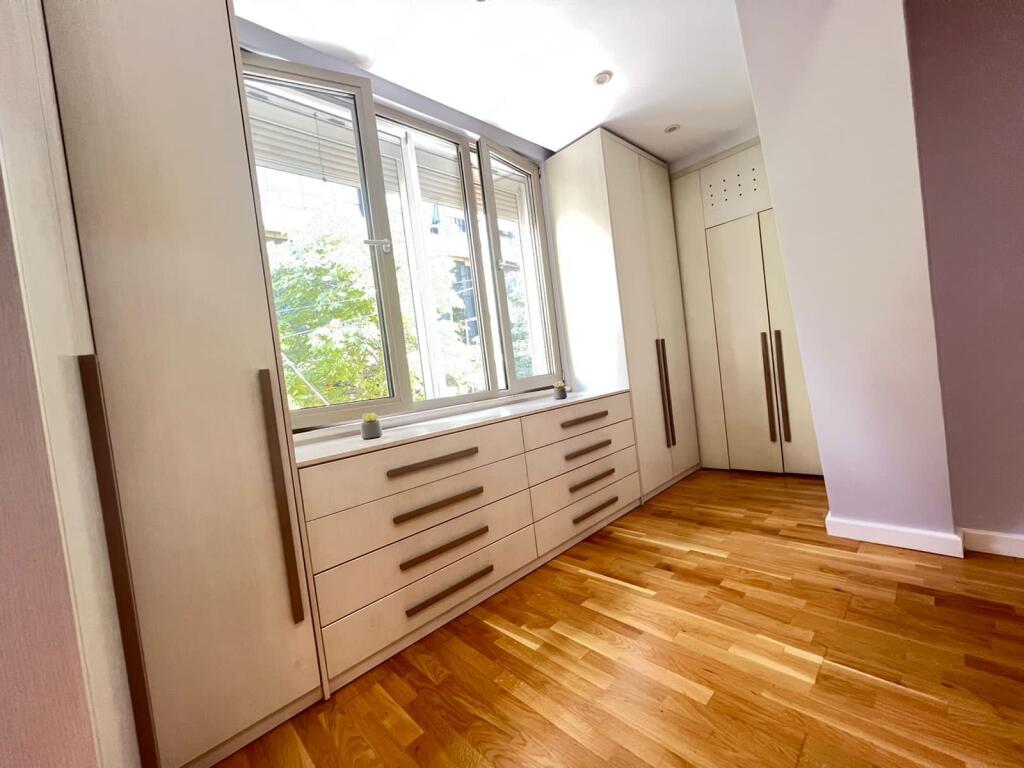 Apartament 2+1 tek Sheshi "Skëndërbej" pranë pallatit “Galeria”