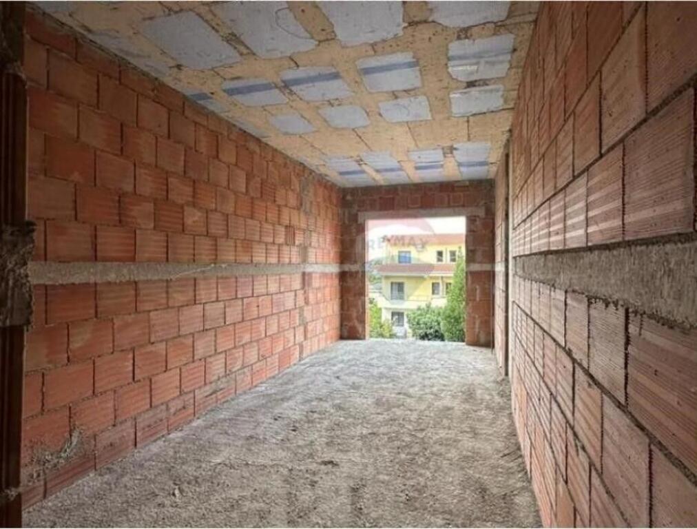 Apartament - Për Shitje - Ish Fusha e Aviacionit, Tiranë (ID: 530191031-714)