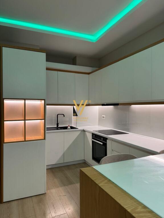 JEPET APARTAMENT 2+1+2 ME QIRA TE CASA ITALIA 70.000 LEKE