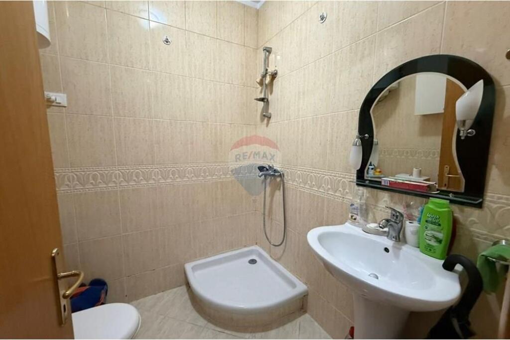 Apartament - Për Shitje - Kika 1, Tiranë