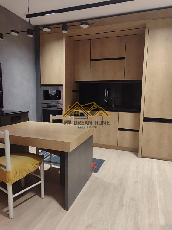 JEPET ME QIRA SUPER APARTAMENT 1+1 PLAZH DURRES!