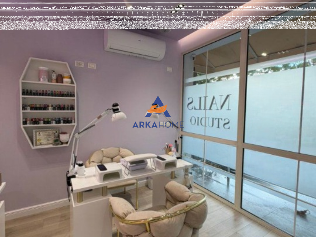 JEPET ME QERA AMBIENT BIZNESI 40M2 "LIQENI I THATE" 600 EURO