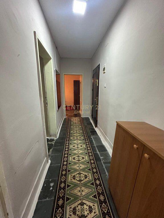 Apartment 1+1 for rent at Garda, Ish - Blloku 400 € /Month