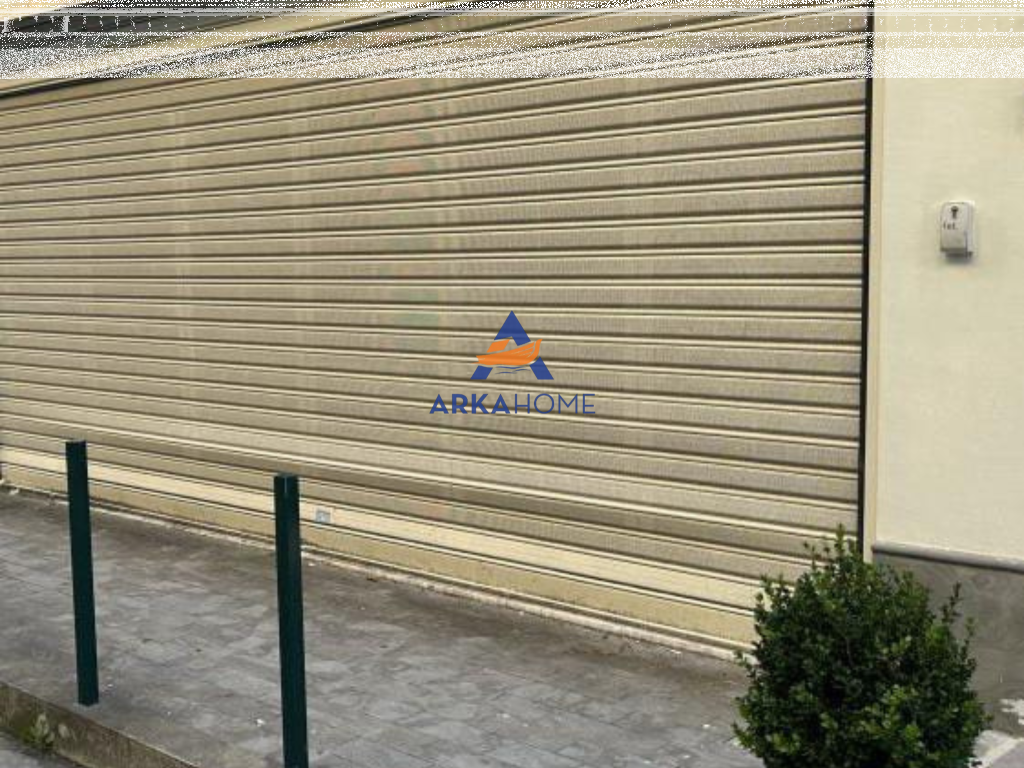 JEPET ME QERA AMBJENT BIZNESI 100M2 "TEK KOMPLEKSI FERRARI" 70.000 LEKE