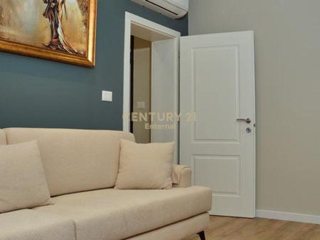 Apartment 1+1 for rent in Bllok!