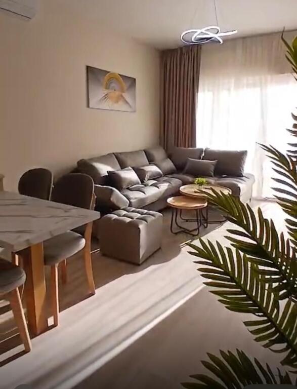 HOUSE FOR RENT – ZOGU I ZI