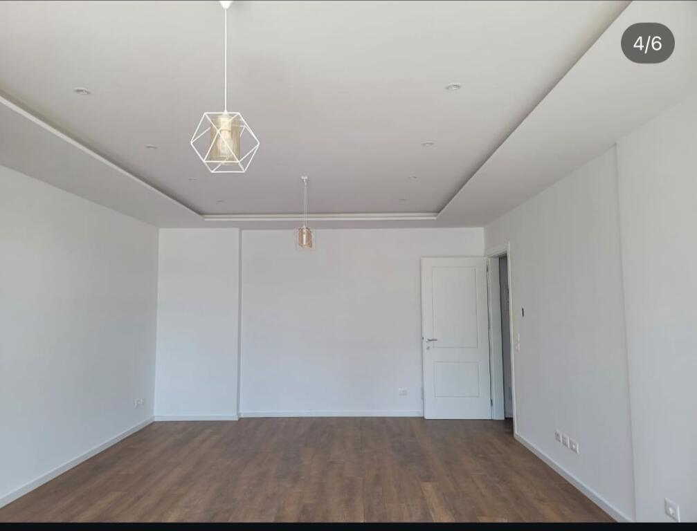 Jepet me Apartament 2+1 per Zyre te Lake View Rezidence!