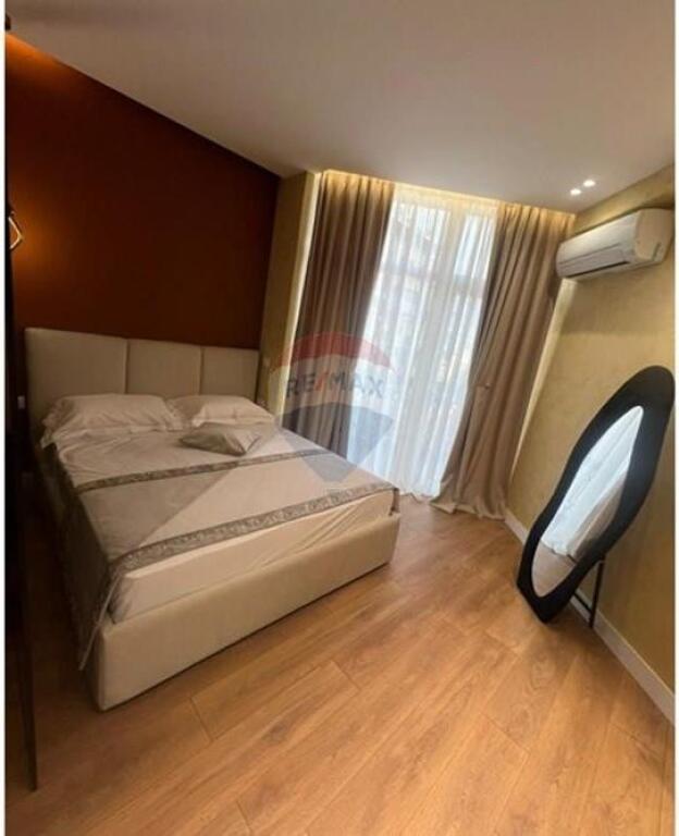 Super Studio Apartament per shitje në Qendër!