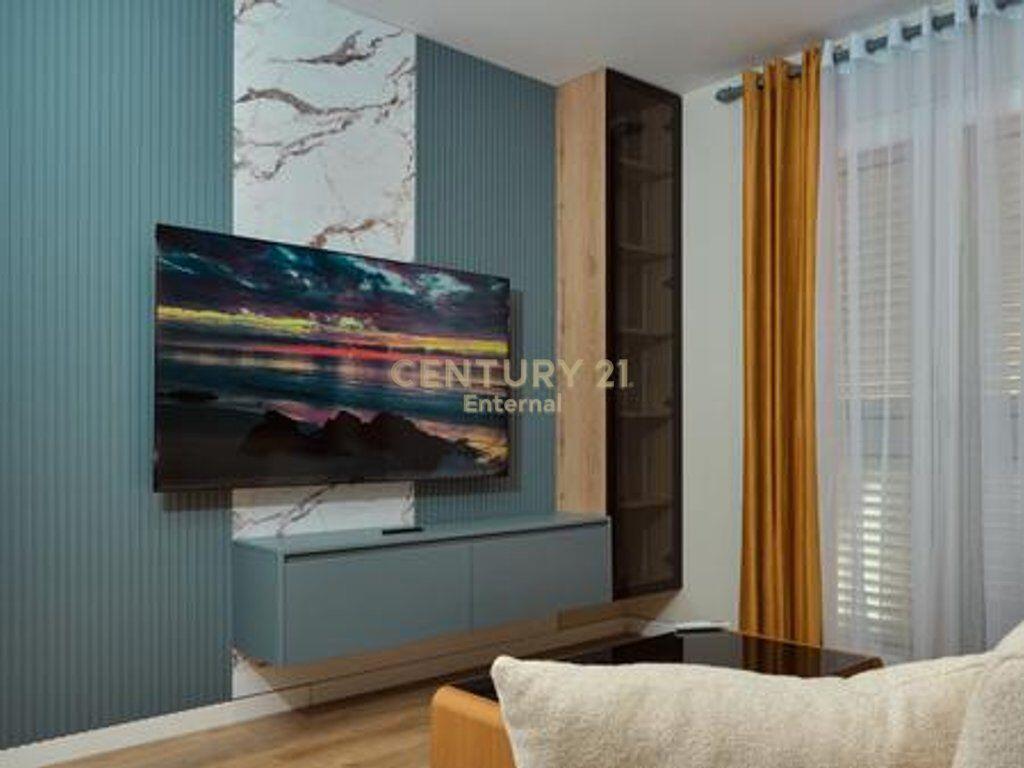 Apartment 1+1 for rent in Bllok!