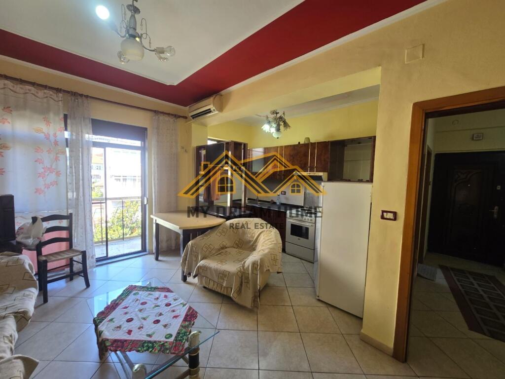 SHITET APARTAMENT 1+1 TEK GJYKATA DURRES