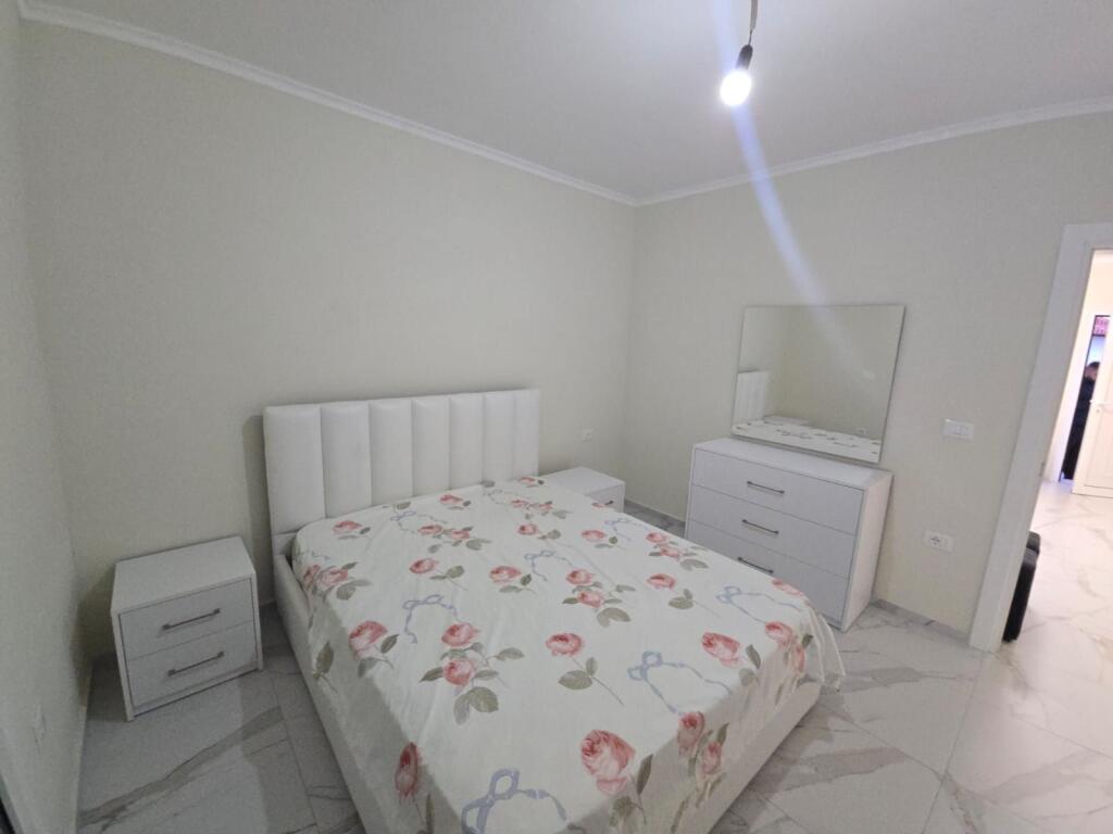 JEPET ME QERA APARTAMENT 1+1 NE KENETE DURRES