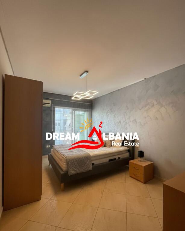 Shitet apartament 2+1+(Post parkimi)ekstra ne Rr.Ndre Mjeda, prane Kontaktit (ID 41211927)