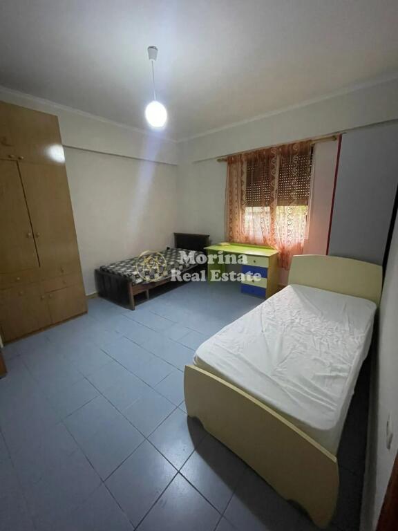 Rent, Private entrance 2+1, Elbasani Street, 400 euros/month