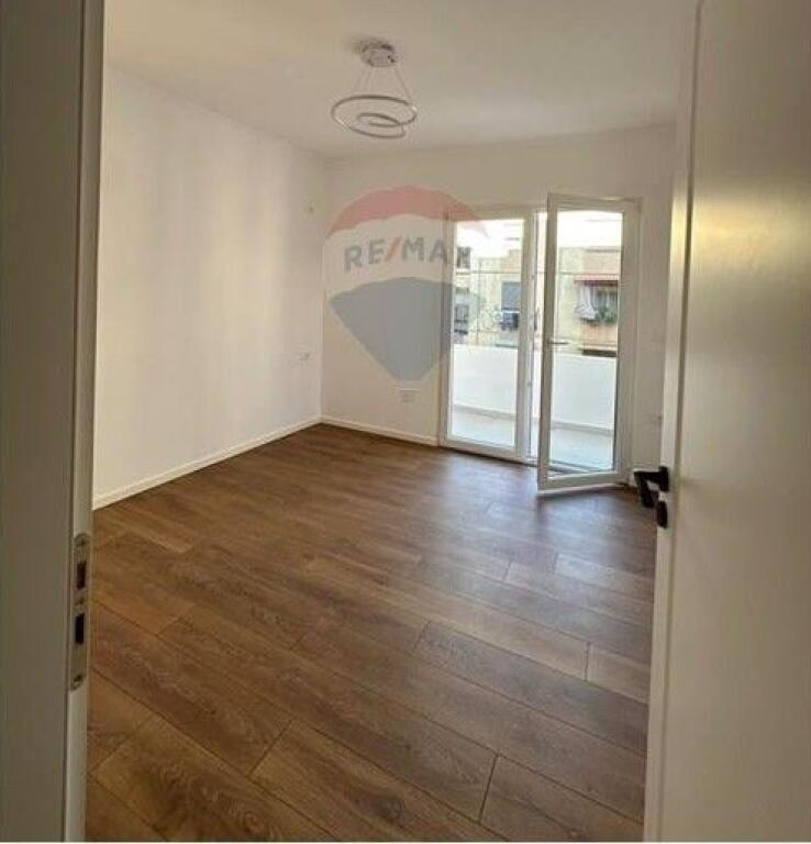 Apartament 2+1 te Oxhaku - Rruga Kongresi i Manastirit (530381006-197)