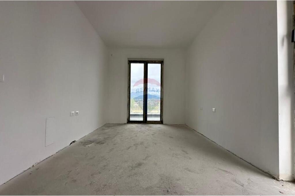 VENDIAMO APPARTAMENTO 2+1+2 EAGLE RESIDENCE !