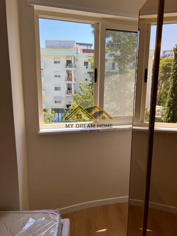 SHITET SUPER APARTAMENT NE GOLEM!