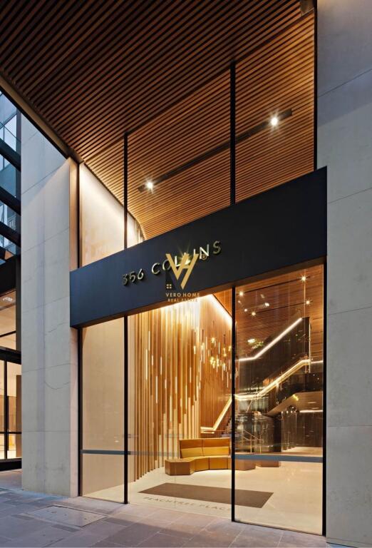 SHITET DYQAN 83 M2 TE RRUGA E KAVAJES 600.000 EURO