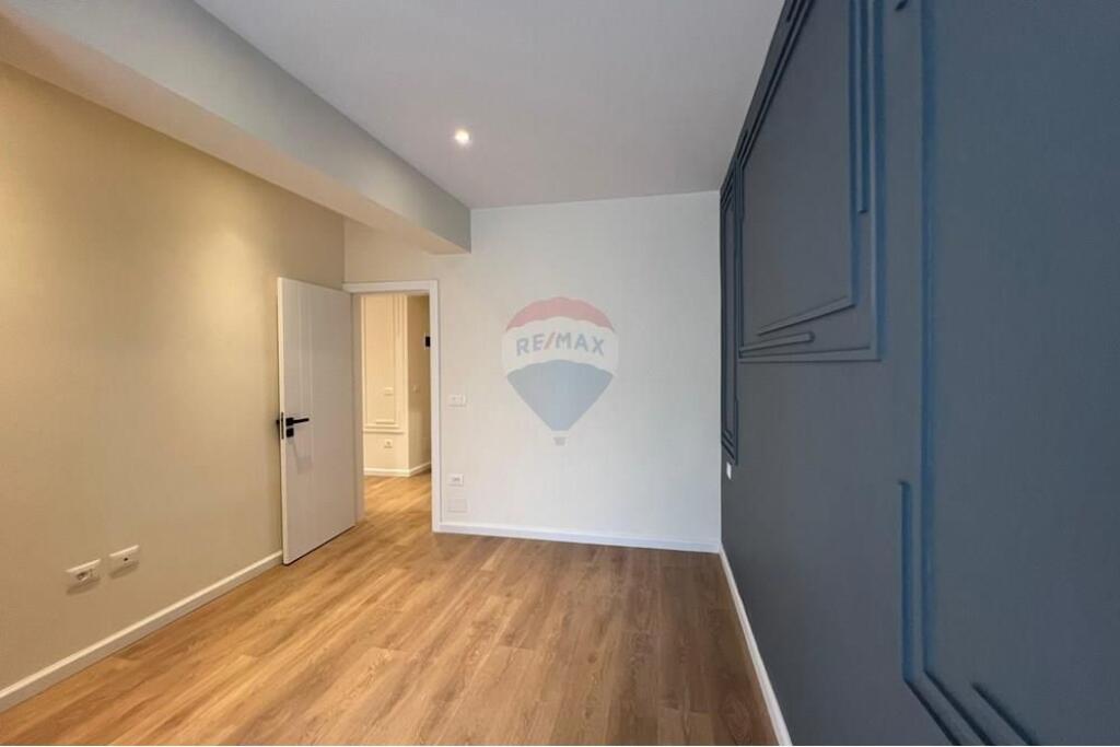 APARTAMENT 1+1 PER SHITJE TE MYSLYM SHYRI