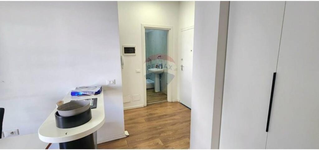 Apartment - For Rent - Myslym Shyri, Tirana