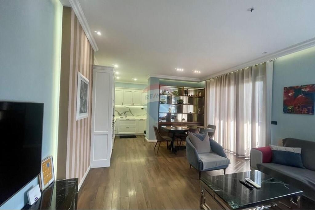 2+1 Apartment for rent in the Center at Kajo Karafili Street.