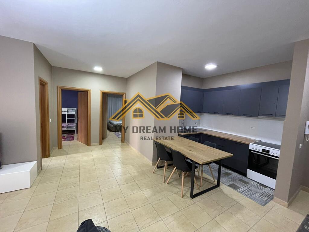 JEPET ME QIRA APARTAMENT 2+1+2 ME PAMJE NGA QYTETI DHE DETI NE VOLLGA!