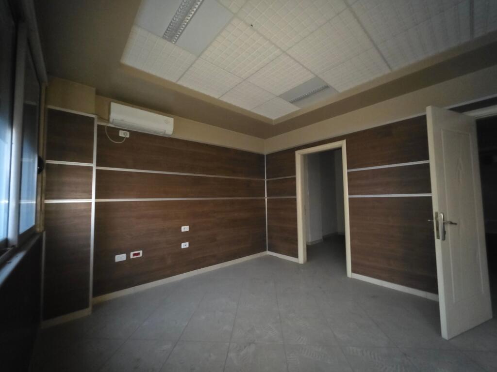 Jepet me qira ambient 336m2