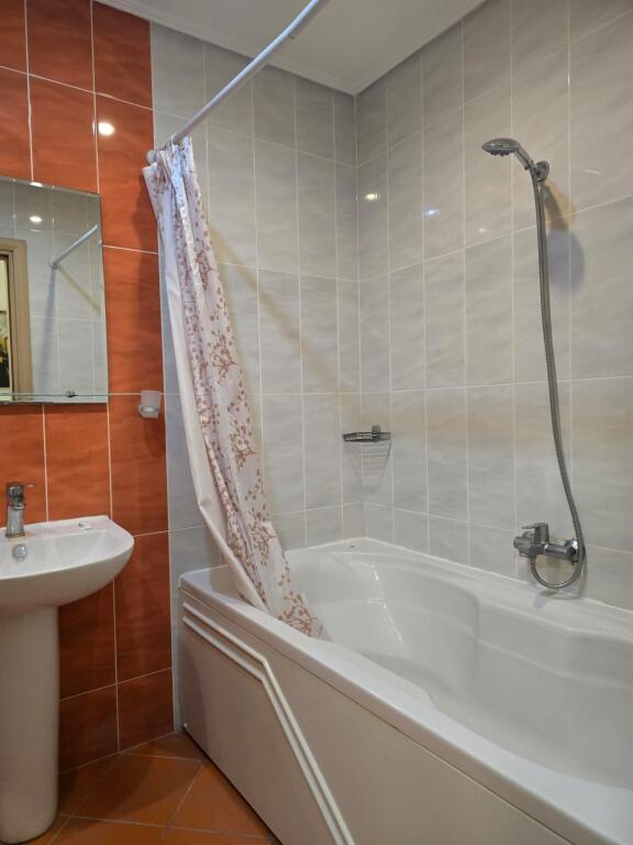 For rent 2+1+2 at the Tirana Lake