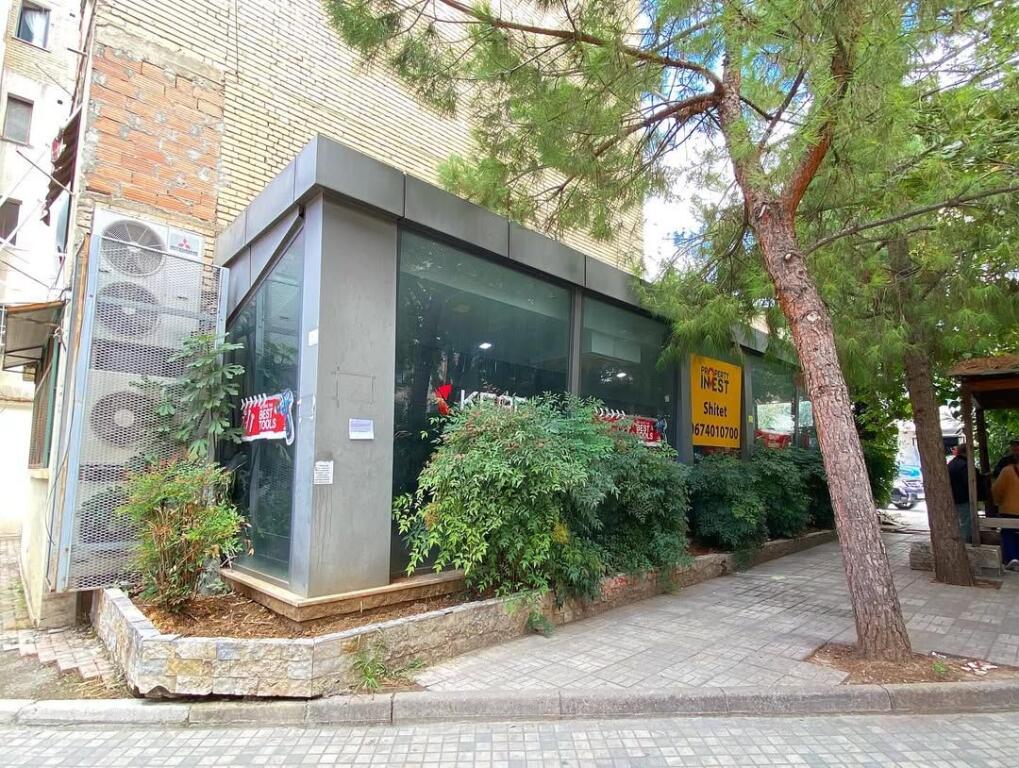 Shop ground floor OPPORTUNITY‼️1900€/m Zogu Zi📍Social Security Institute