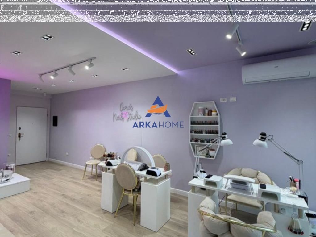 JEPET ME QERA AMBIENT BIZNESI 40M2 "LIQENI I THATE" 600 EURO