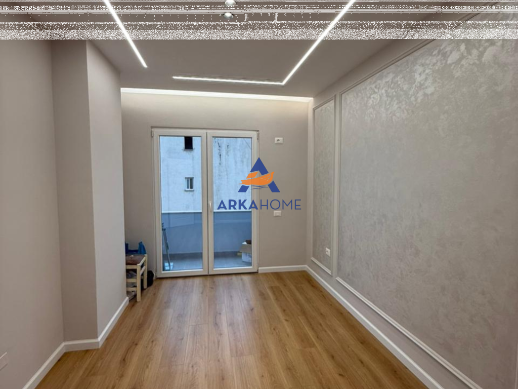 SHITET APARTAMENT 1+1+BALLKON "PERBALL VILES L,UNAZA E RE" 90.000 EURO