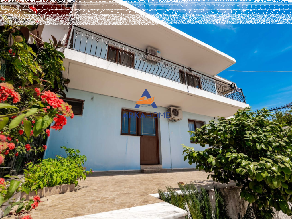 JEPET VILË ME QERA 2 KATE "PORTI I JAHTEVE, SARANDE" 12.000 EURO NE VIT