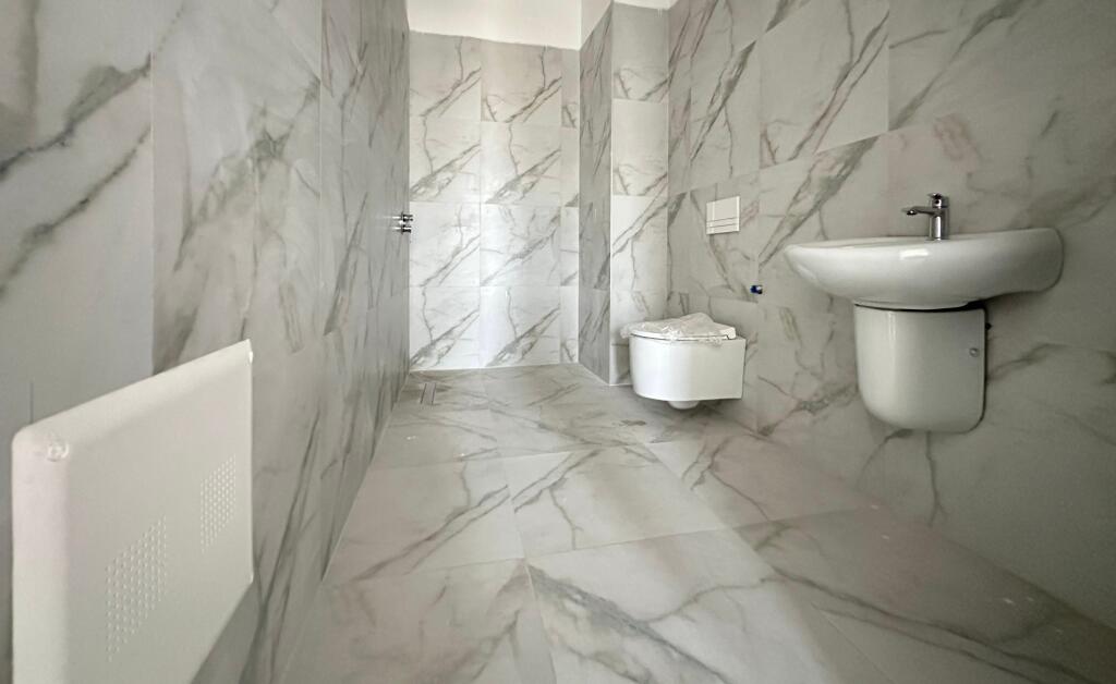 Shitet apartament 2+1+2, Ish-Dogana!