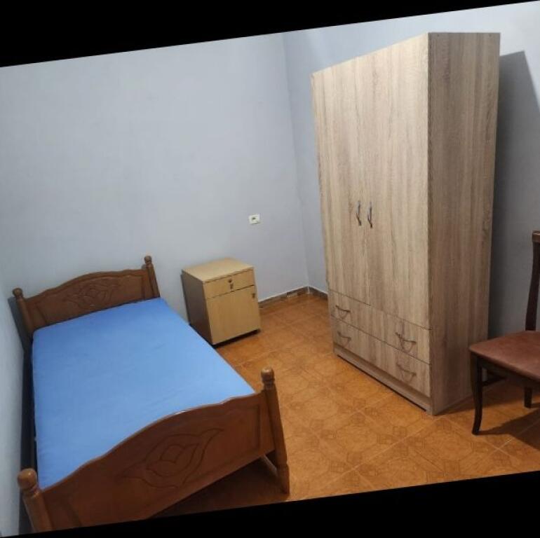 Jepet Apartment me qera 2+1, 13847