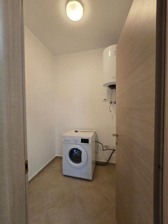 For rent 2+1+2 at the Tirana Lake