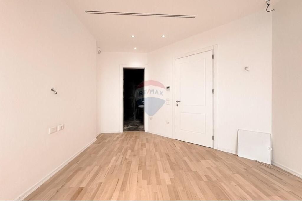 APARTAMENT 2+1 ME PAMJE LIKU