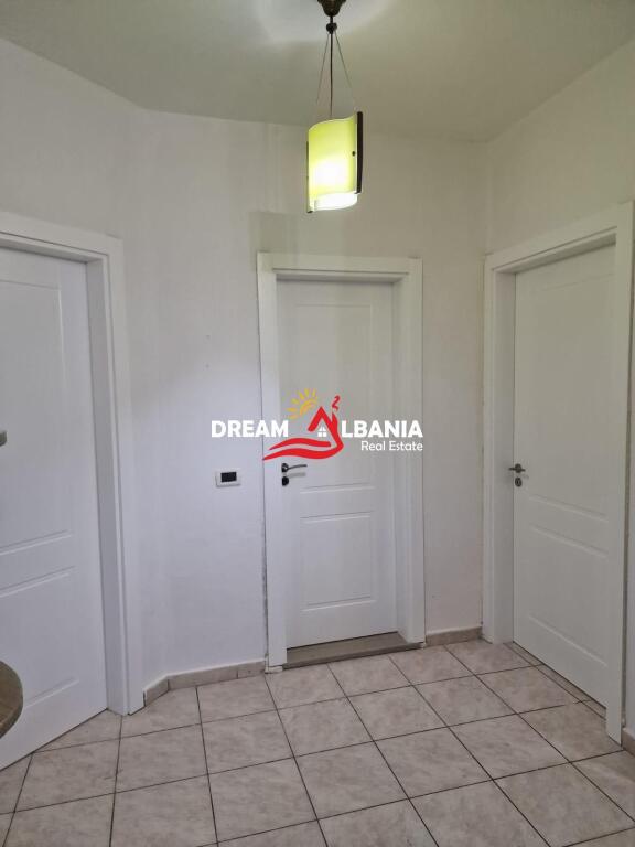 Apartament/Zyre 2+1+2 me qera ne Bllok te Garda (ID 42215206).