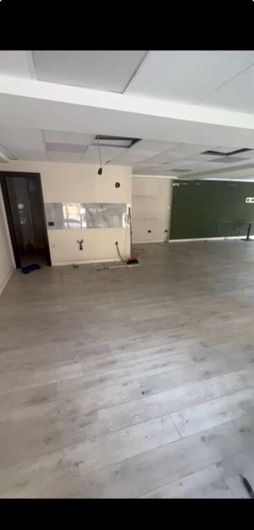 SHOP FOR RENT 82 M2 ELBASAN STREET 1,500 EURO